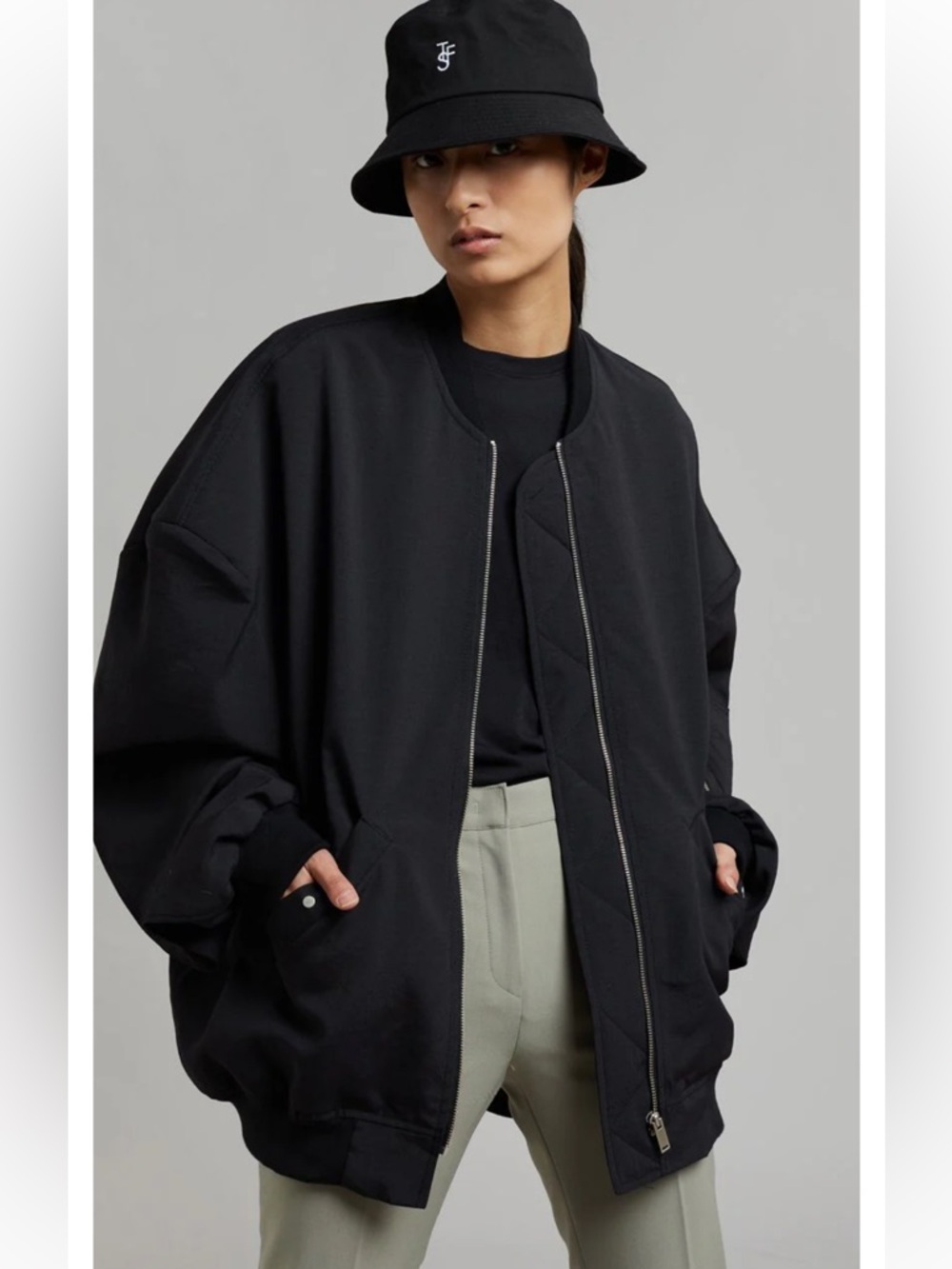 NWOT the Frankie shop Lumi bomber jacket